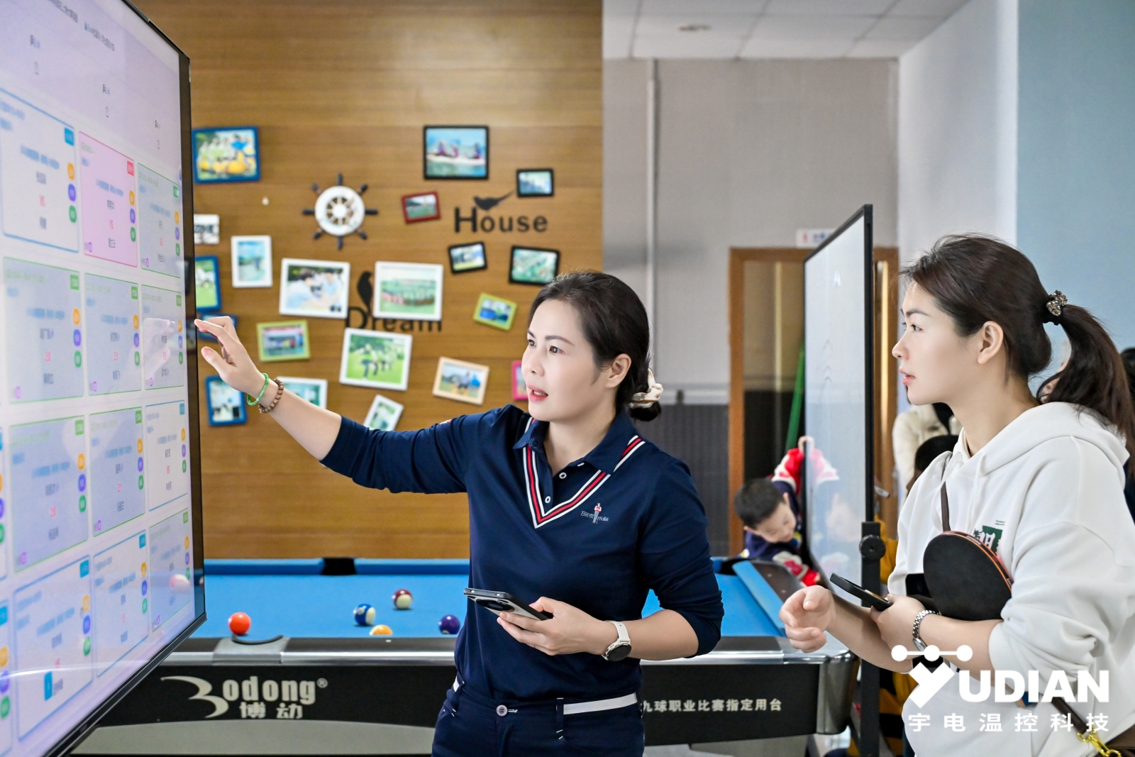 15094422.jpg